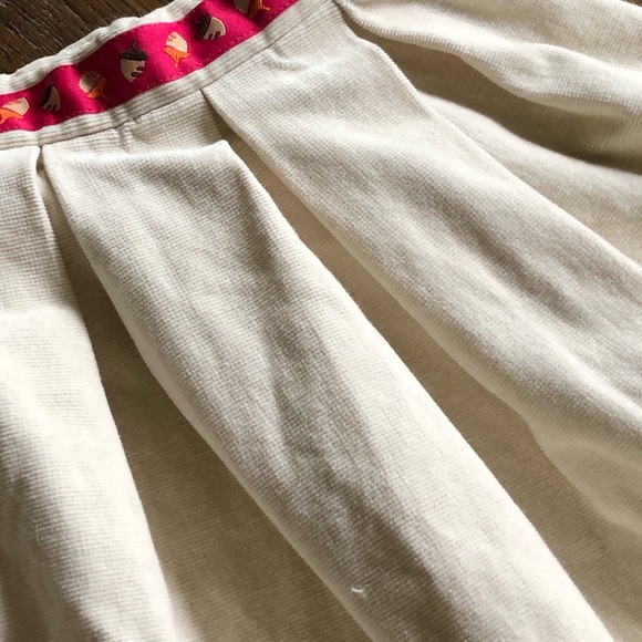 Lilly Pulitzer Cream Pleated Skirt W/Acorn Ribbon Accent Size 2T - Picture 3 of 7